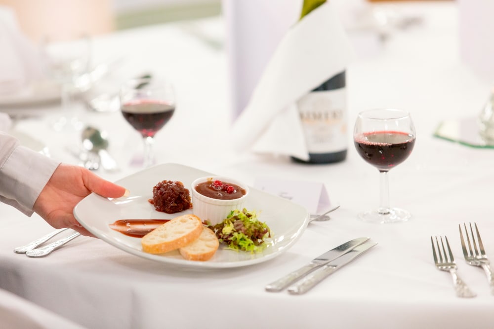 27 Banqueting meal being serverd